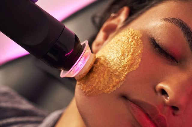 The Glo2Facial vs. a Regular Facial: What’s the Difference?