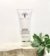 Amandola Milk Cleanser